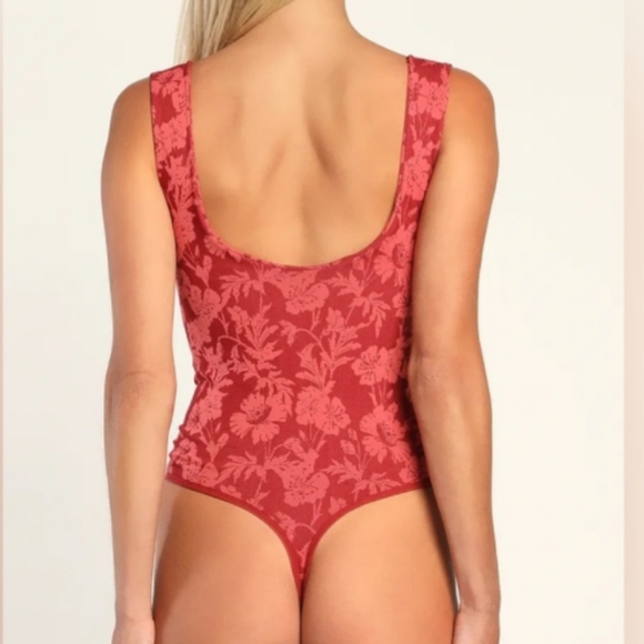 🔥FP Embroidered bodysuit - Picture 3 of 6